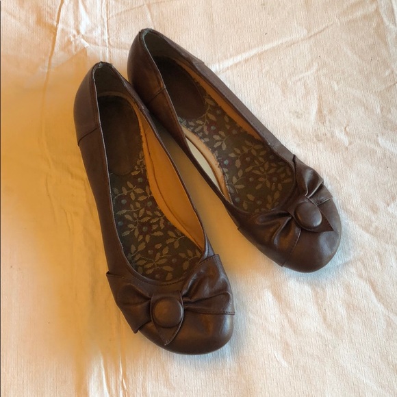Shoes - 9.5 Brow Flats